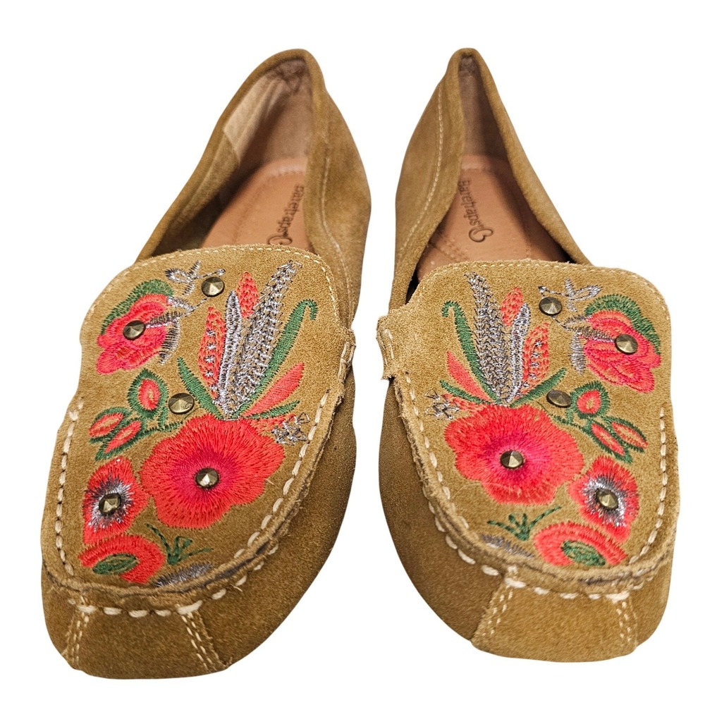 Baretraps Otella Tan Suede Floral Embroidered Loafers Shoes Womens 7W